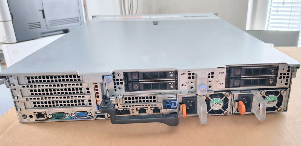 Сървър Dell R740XD 12LFF + 4SFF 2*Xeon Gold 6230 64GB