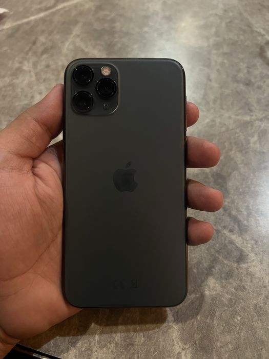 Iphone 11 pro green 256 srochni 250$