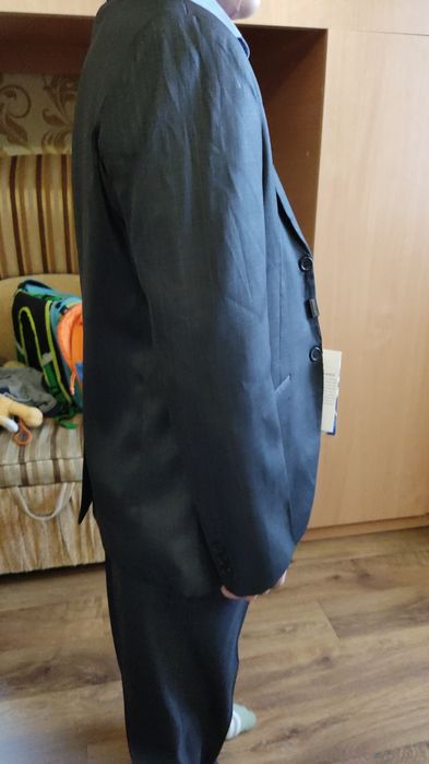 Продам костюм на мальчика