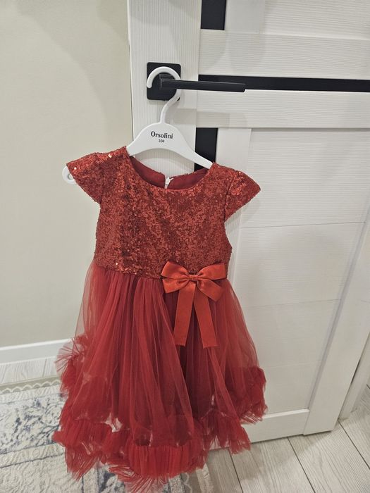 Продам Платье для девочек