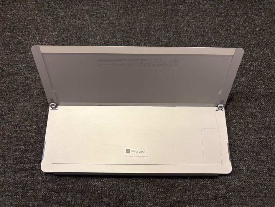 Tableta Microsoft Surface Pro X SQ1 8GB RAM 256GB SSD Win 11 ARM64