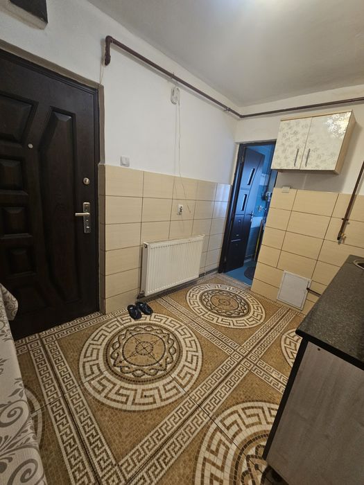 Garsoniera de închiriat