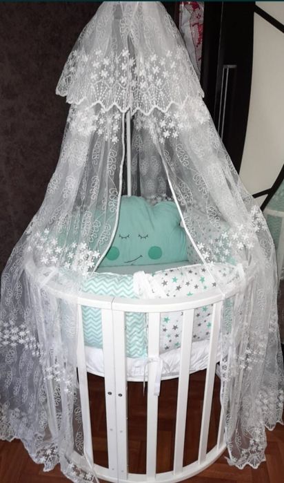 Детская кроватка