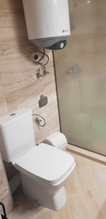 Дава се под наем Двустаен апартамент в к.к. Златни пясъци - 70 кв.м за 459 € - Снимка #6