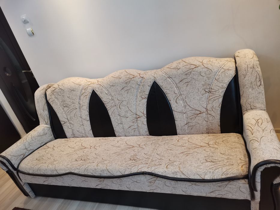 Set canapea cu 2 fotolii