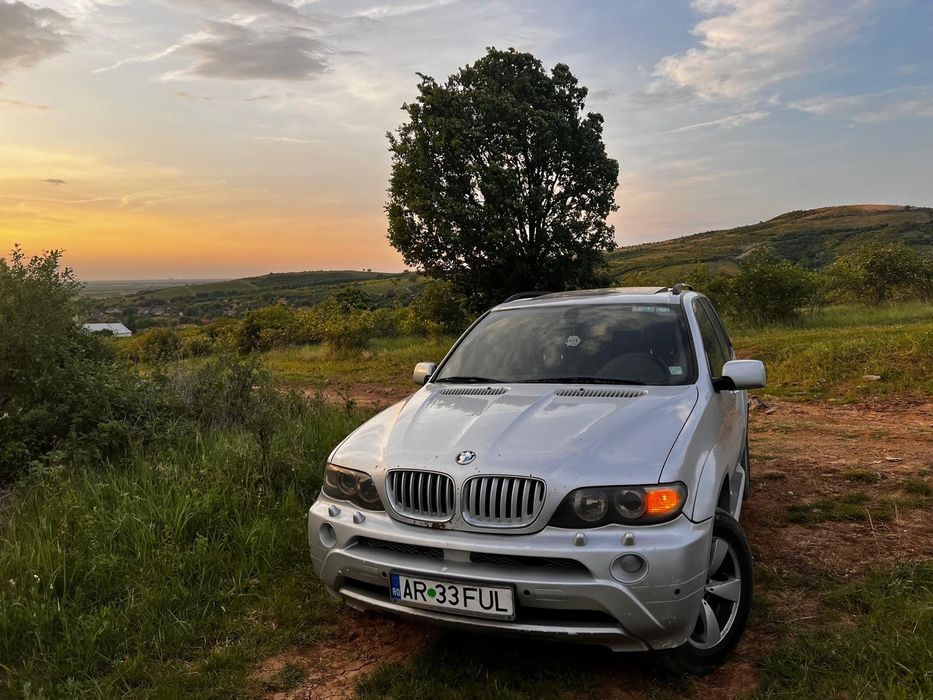 Vând sau schimb BMW X5 M pachet