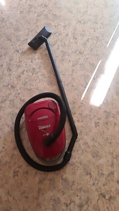 Продам пылесос марка LG