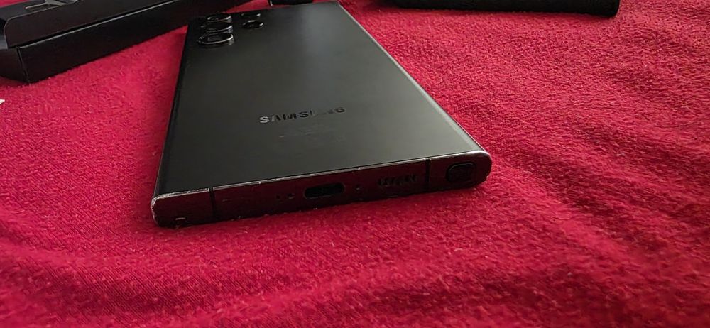 Samsung Galaxy S23 Ultra 512GB 12GB RAM Black ПЪЛЕН КОМПЛЕКТ!