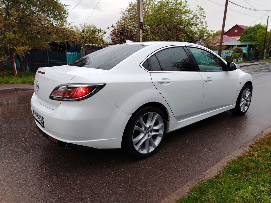 Продам mazda 6 2010 года