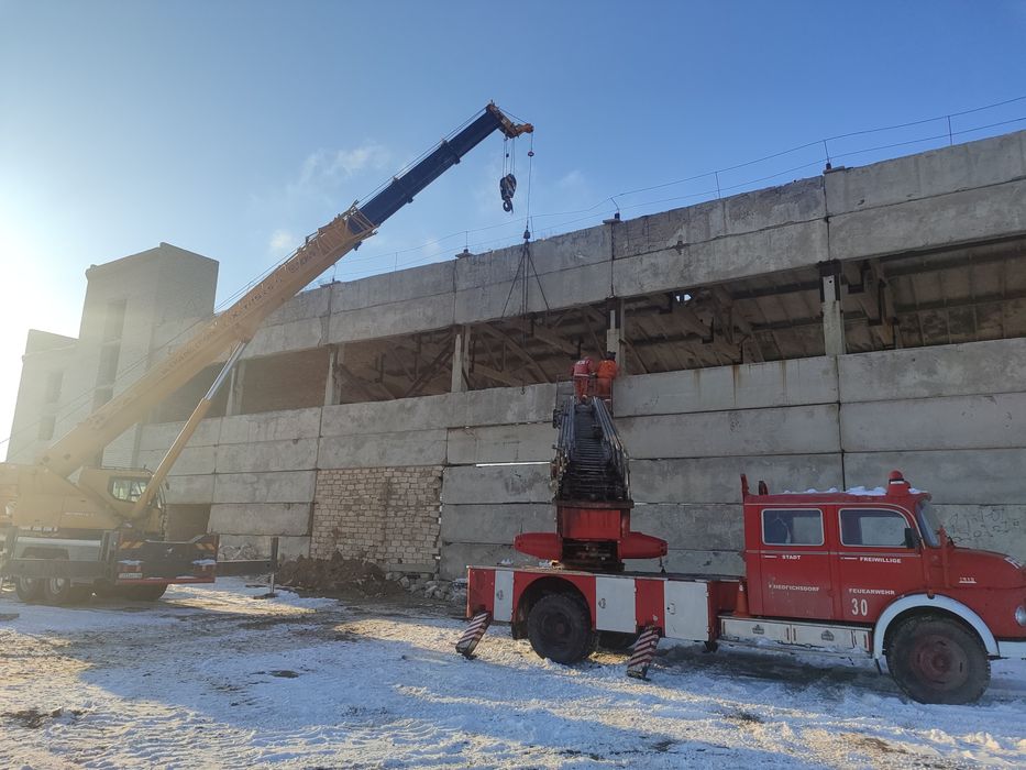 Высотные роботы агп 32 метр