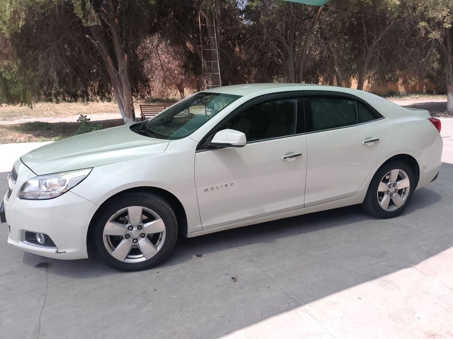 Малибу 1 -2 позиция Йили 2012 юрган Масофаси 245000