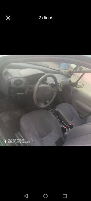 Vând urgent mașina acte la zi