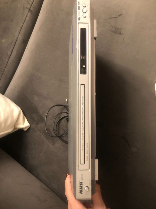 Проигрыватель (все на фото)