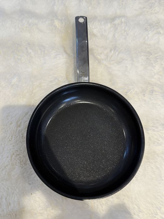 Тиган с керамично покритие WMF Durado, 24см