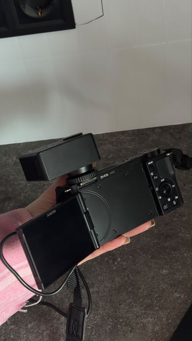 Продается камера sony zv-e10