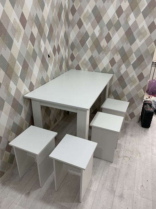 кухонный стол комплект КАСПИ РЕД БАР!!!