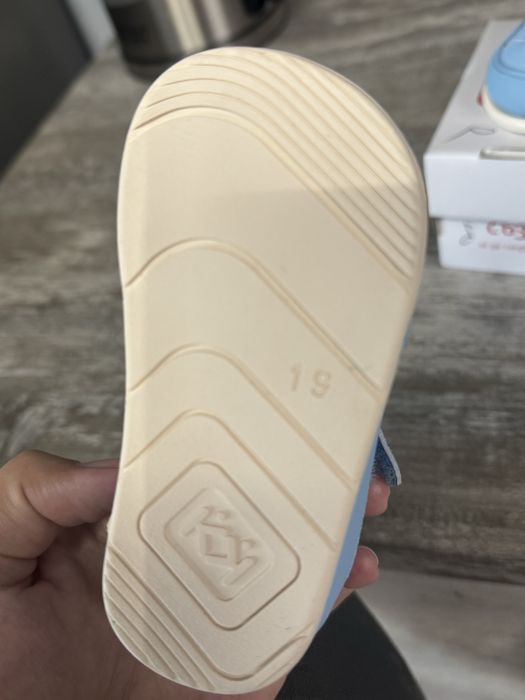 Чисто нови сандали Колев и Колев - 19 номер