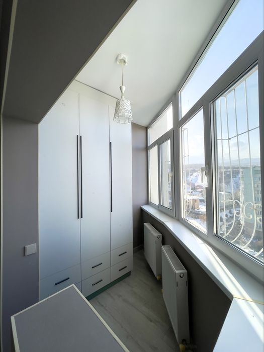 Ремонт балкона и остекление