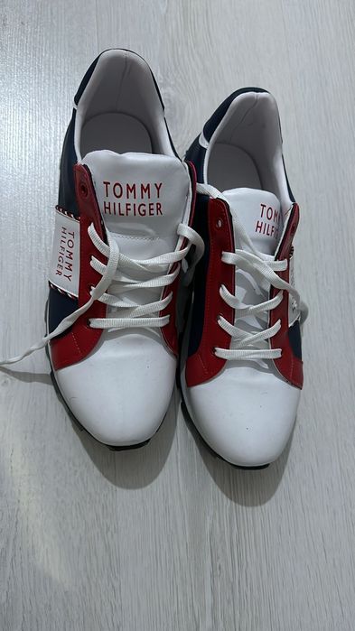 Кроссовки Tommy Hilfiger 41 размер