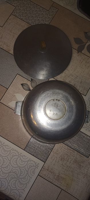 Продаю советский 2 литровый казан