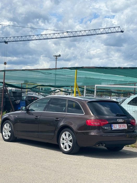 Vând Audi A4 B8.