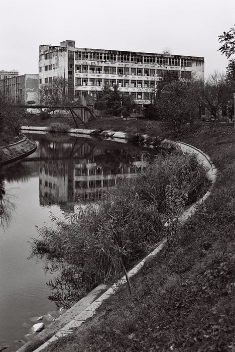 Ilford XP2- Film negativ alb/negru (ISO 400/135-24) expirat în 08/2025