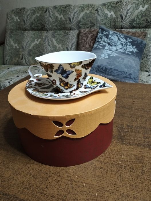 Продам посуду б/у, в отличном состоянии.