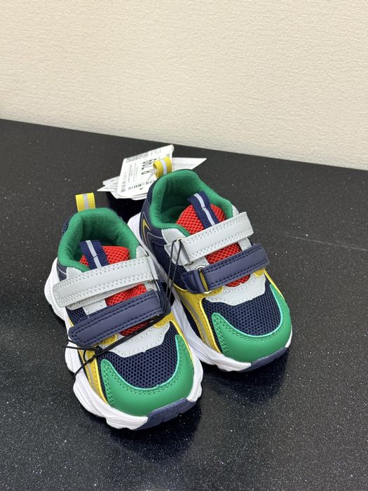 Новые кроссовки