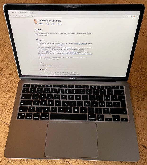 Macbook air m1 8/256