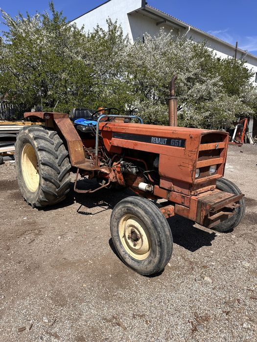Piese//utilaje/ Tractor Renault 651.               Piese utilaje