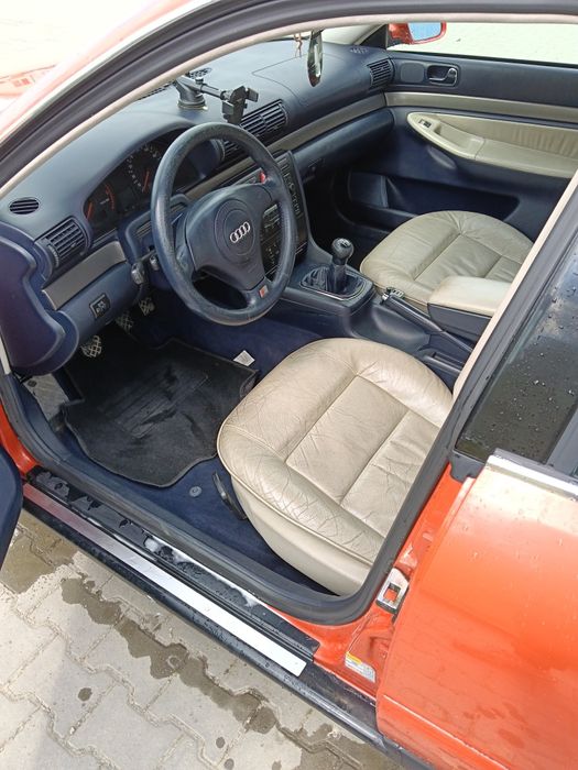 Vând Audi A4 b5 2001 face lift S-line 1.9tdi 116cp