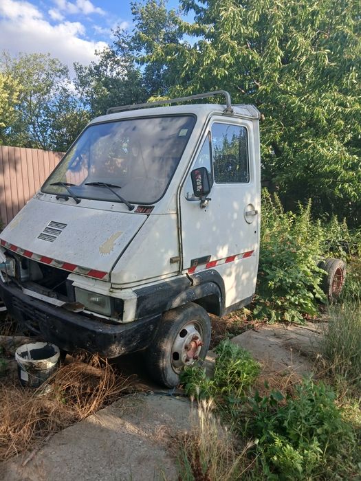 De vinzare pentru piese renault messenger an 1996