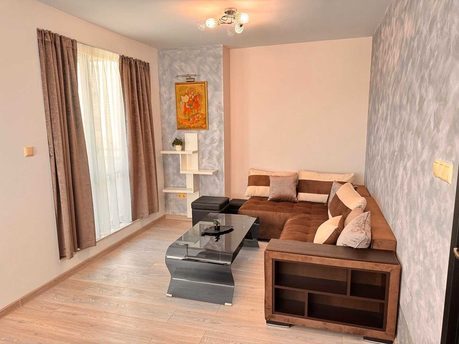 Дава се под наем Двустаен апартамент в Бургас, Славейков - 60 кв.м за 612 € - Снимка #4