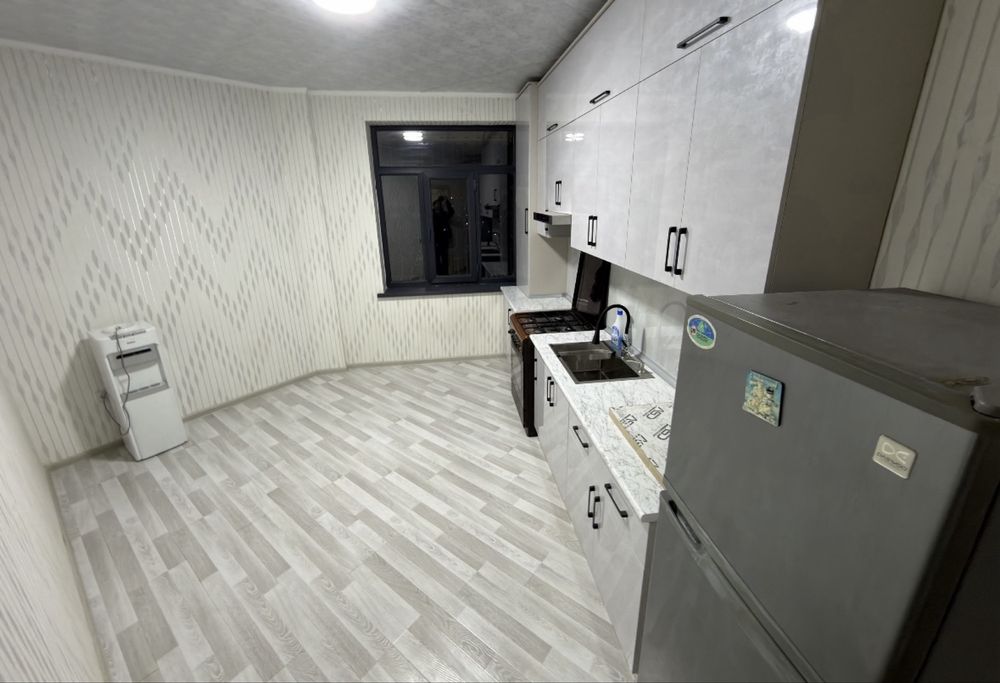 Аренда Корасу 6 Бозорса 2хона 500 дол гилам спалне диван куйиладаи