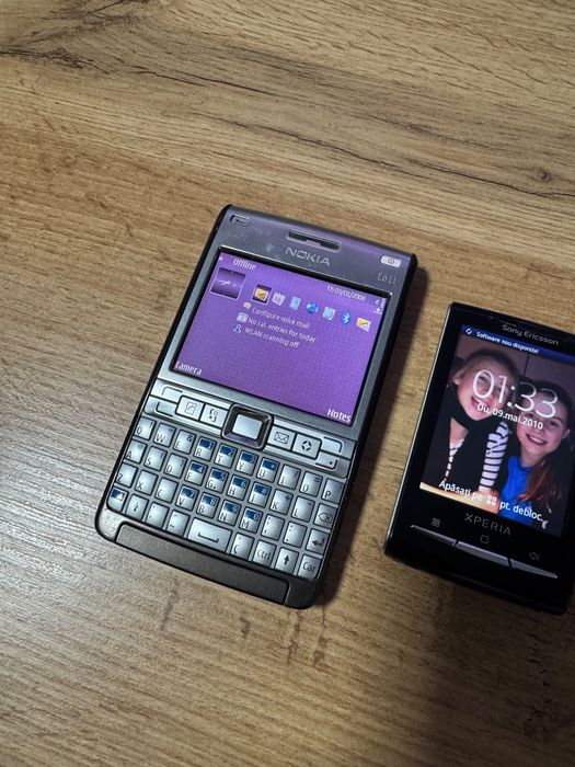 Vand 3 telefoane de colecție Nokia E61i Xperia X10mini