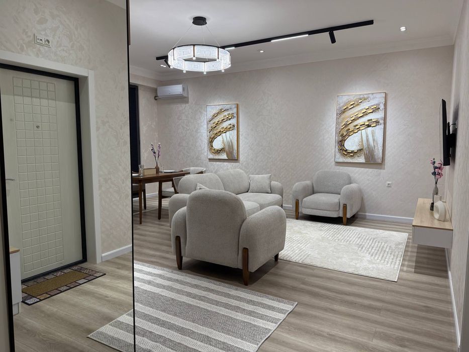 Продается своя 2х ком. квартира в Новостройке. Яккасарайский район.