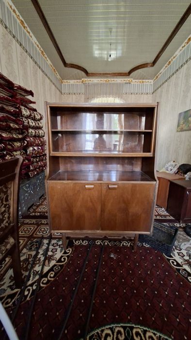 Shkaflar sotiladi