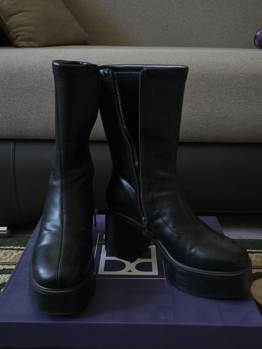 продаю осенние сапоги