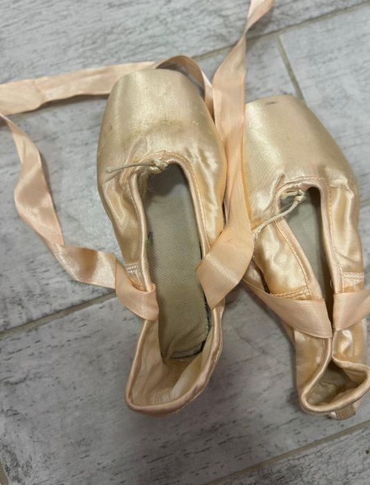 Пуанты балетные.