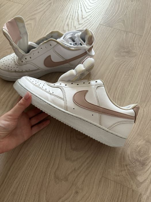Кроссовки nike оригинал женские