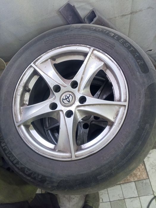 Продам диски с резиной r15