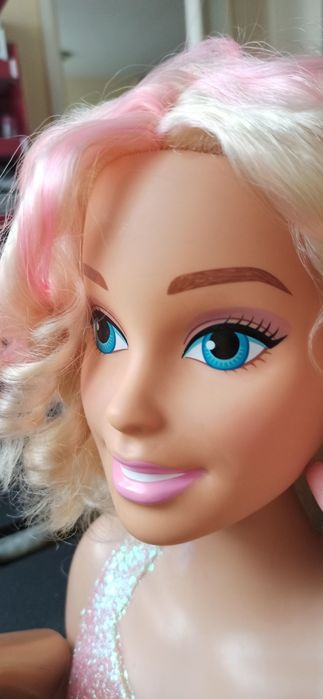 Барбие за прически/Barbie tie dye deluxe edition