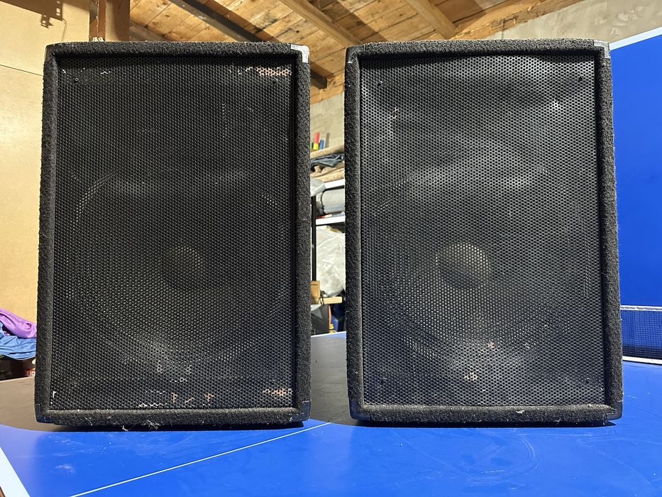 Sistem sunet 300/600w peavey/w acoustic