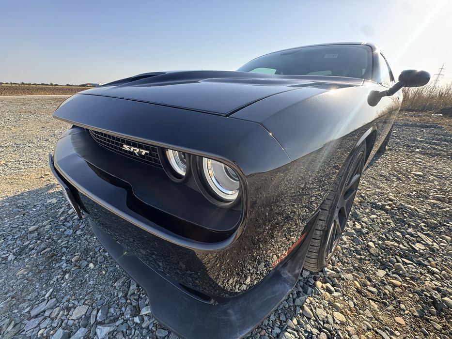 Dodge Challenger 5.7 Hemi manual facelift