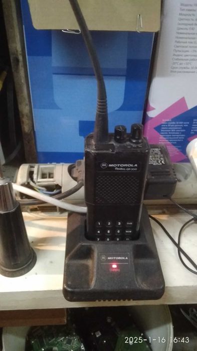 радиостанции GM-300 и GP- 300