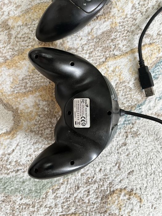 Джостик для PC Sega Genius MaxFire G-08XU