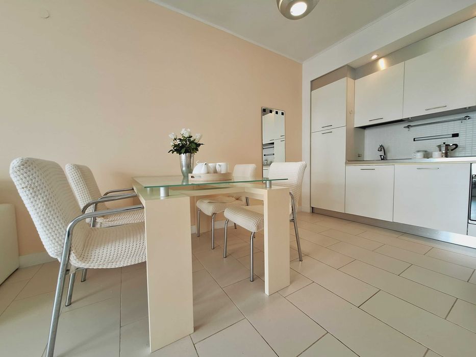 Продава се Двустаен апартамент в к.к. Слънчев бряг - 78 кв.м за 1231 €/кв.м - Снимка #1