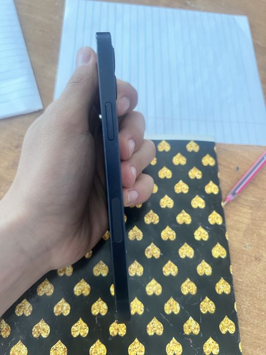 продам телефон айфон 12 64 гб 80 акку