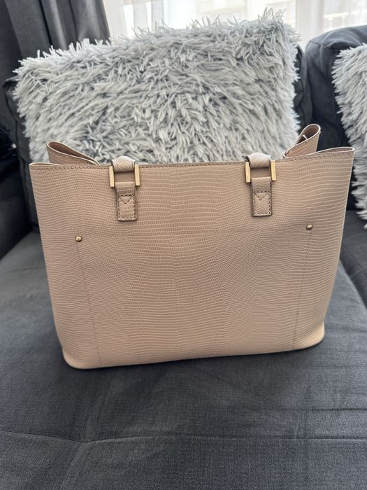 Дамска чанта MOHITO