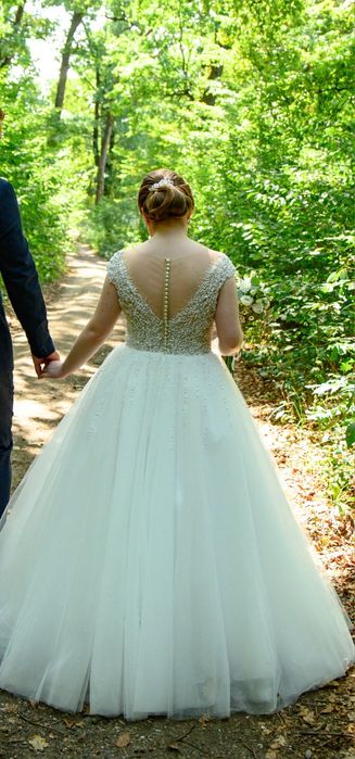 Vand rochie de mireasa